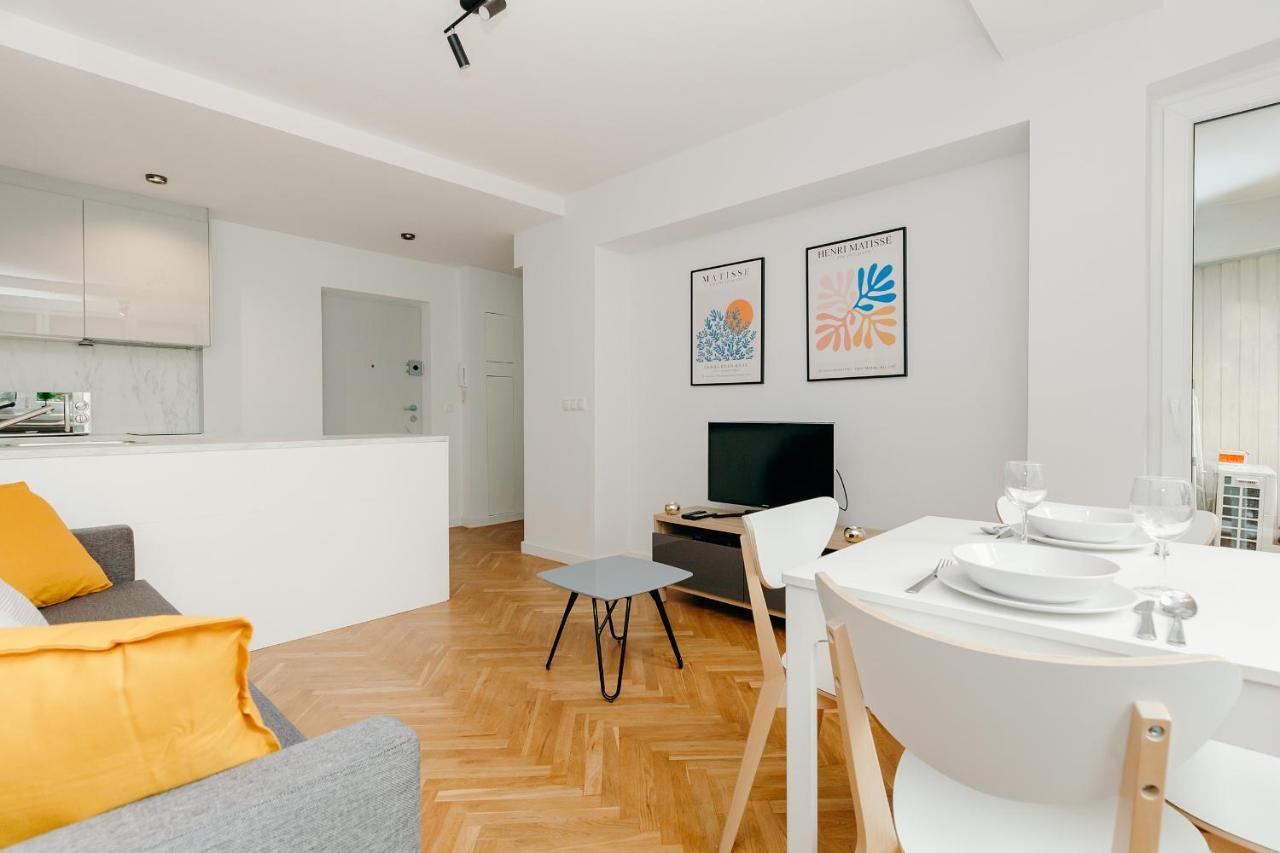 Shortstaypoland Jana Pawla Warszawa Exteriör bild