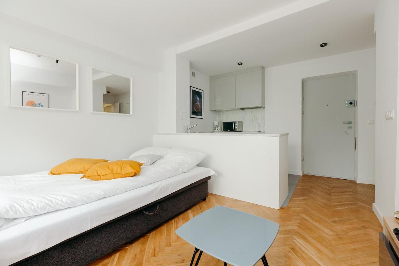 Shortstaypoland Jana Pawla Warszawa Exteriör bild